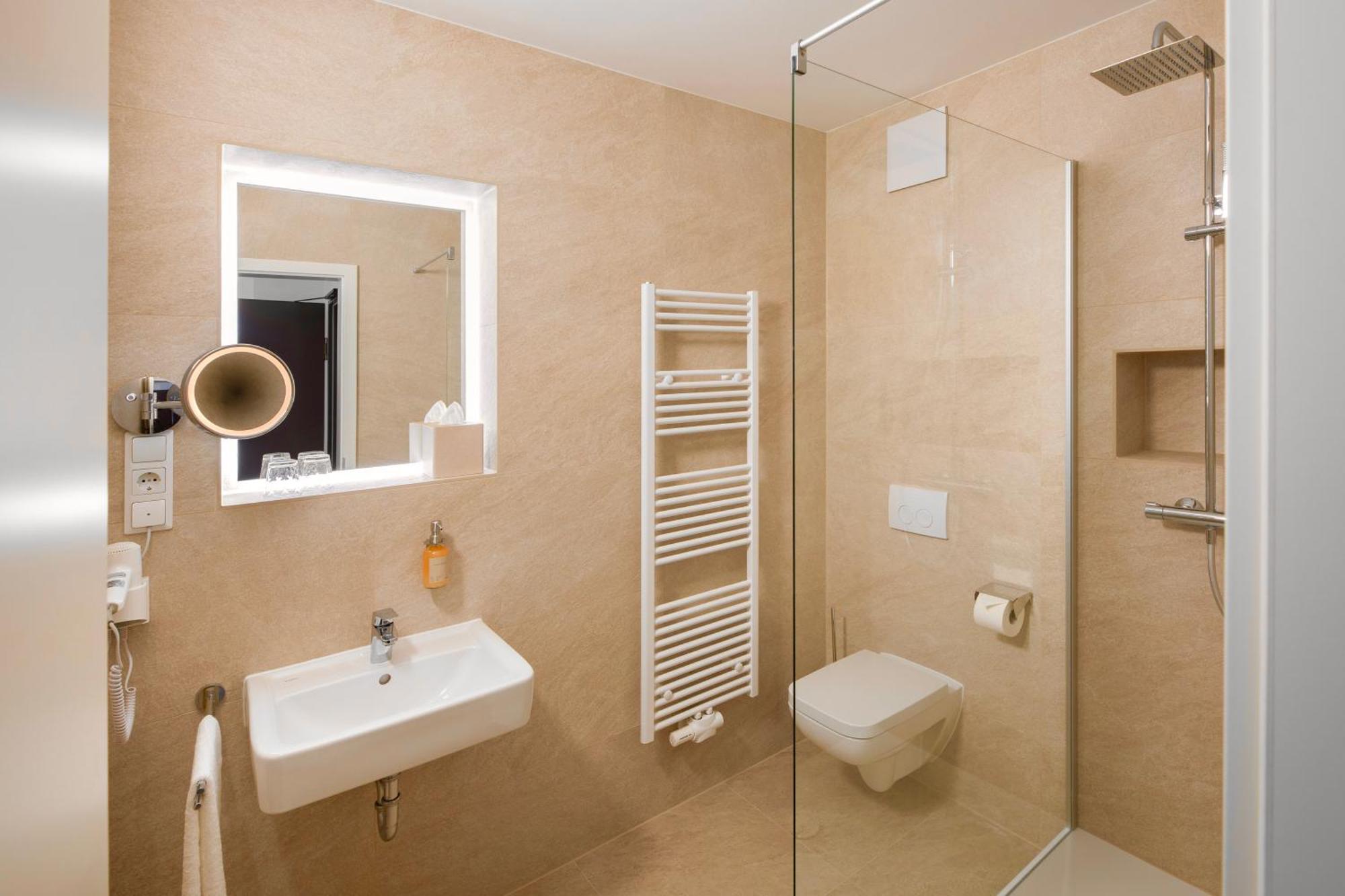 Midoma, Self Check-In Hotel, Hannover Messe ラッツェン エクステリア 写真